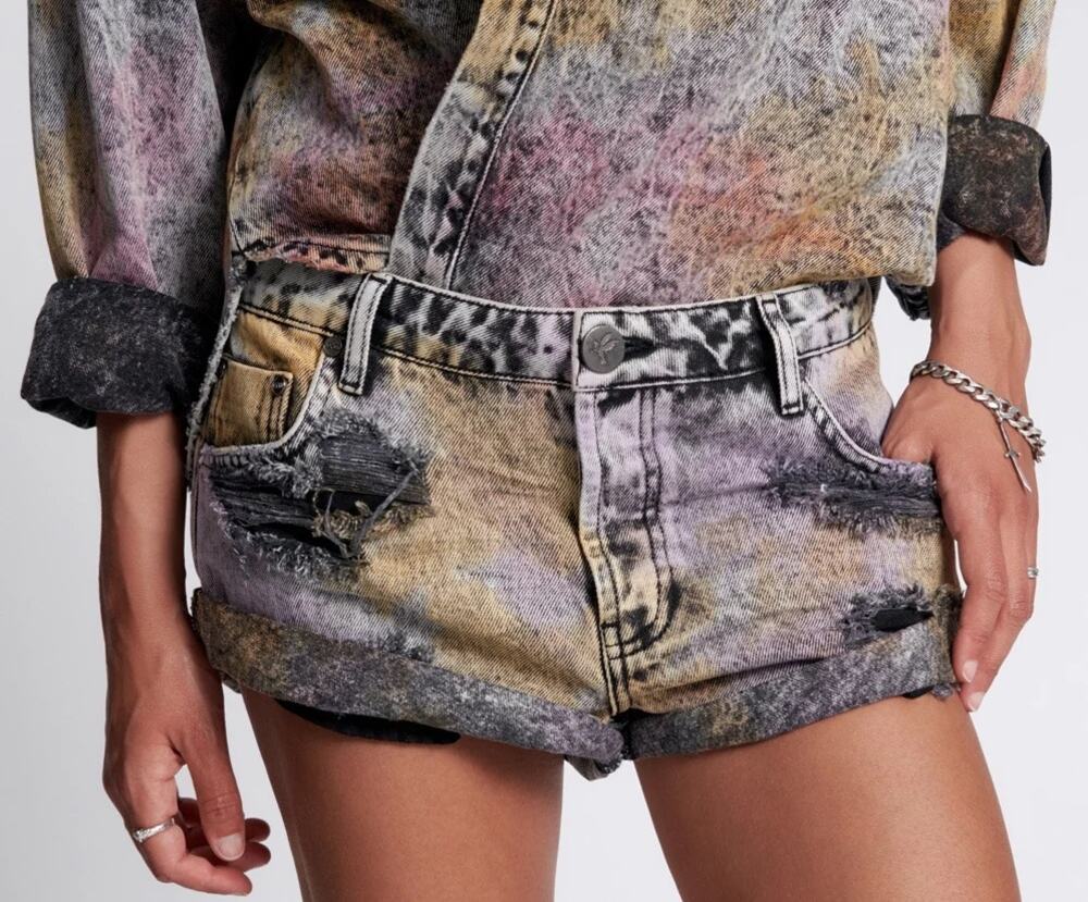NWT One Teaspoon 28 Bandits Low Waist Denim Shorts Sunset Acid Wash Distressed